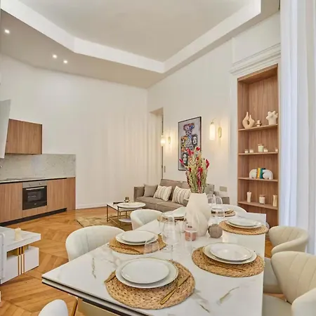 Chic Saint Honore Luxury With Ac 公寓