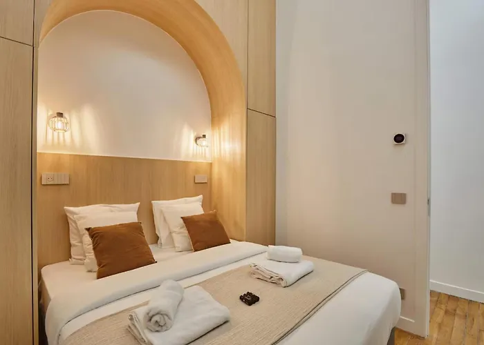 Chic Saint Honore Luxury With Ac Апартаменты Париж