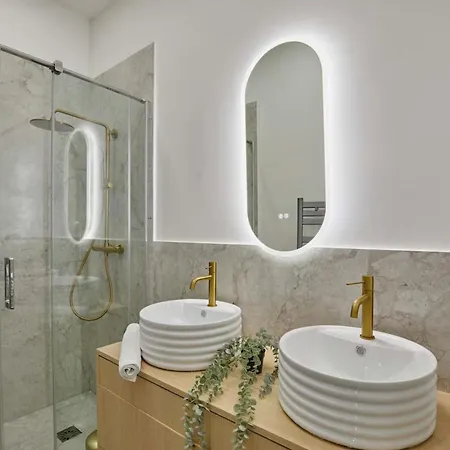 Chic Saint Honore Luxury With Ac Apartamento